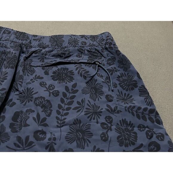 The North Face Men's Dk Blue Floral Print Swim Trunks Pockets No Liner XXL￼ - Picture 4 of 11